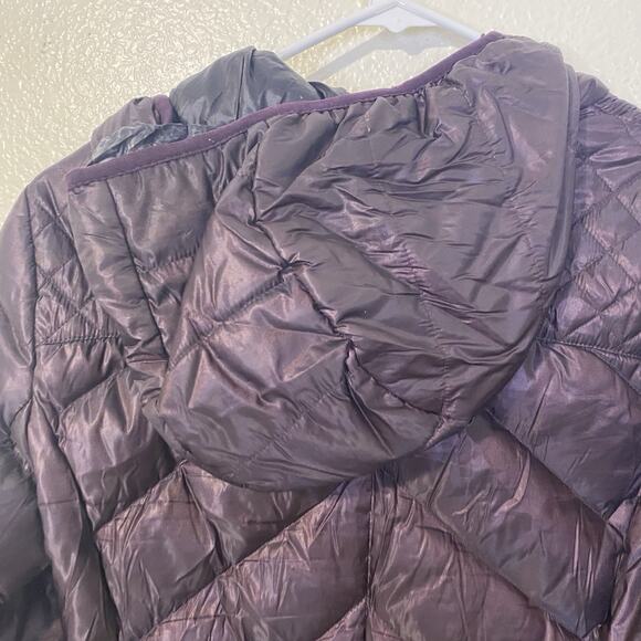 BCBGeneration Ultra Lightweight Packable Down Puffer Jacket Womens Raisin Small - Picture 7 of 7